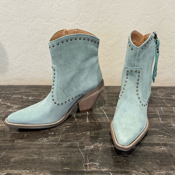 NEW Dingo Classy N Sassy Studded Suede Leather Western Booties - Picture 12 of 12